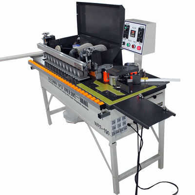 Máquina automática de revestimento de painéis de madeira para processamento de madeira