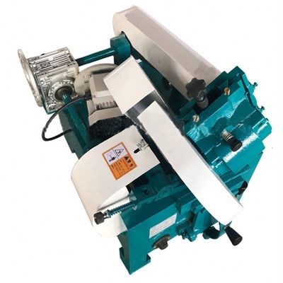 Máquina de moagem de engrenagem de roda de verme CNC angular