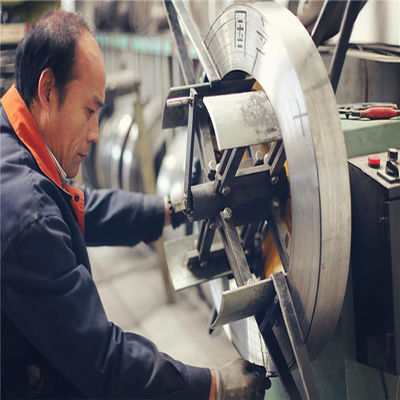 CrN Finishing Mahogany Grinding Carbide Band Saw Blade Para corte de madeira