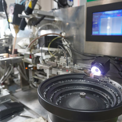 Máquina automática de soldadura de dentes para lâmina de serra de liga